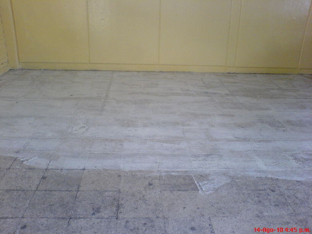 Se deja secar, para posteriormente brillar.