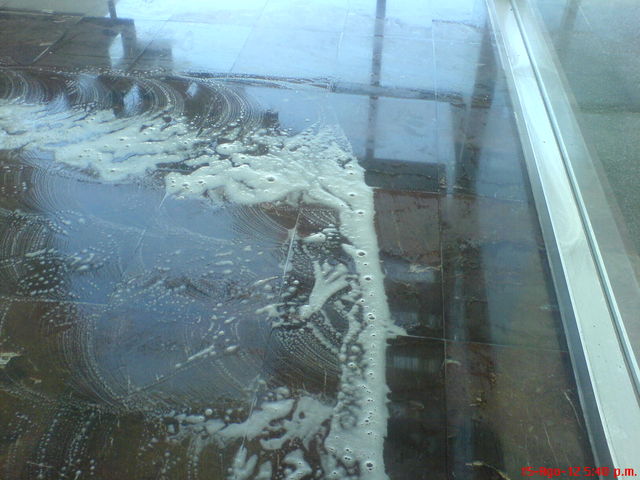 Lavando para eliminar el ácido oxalico